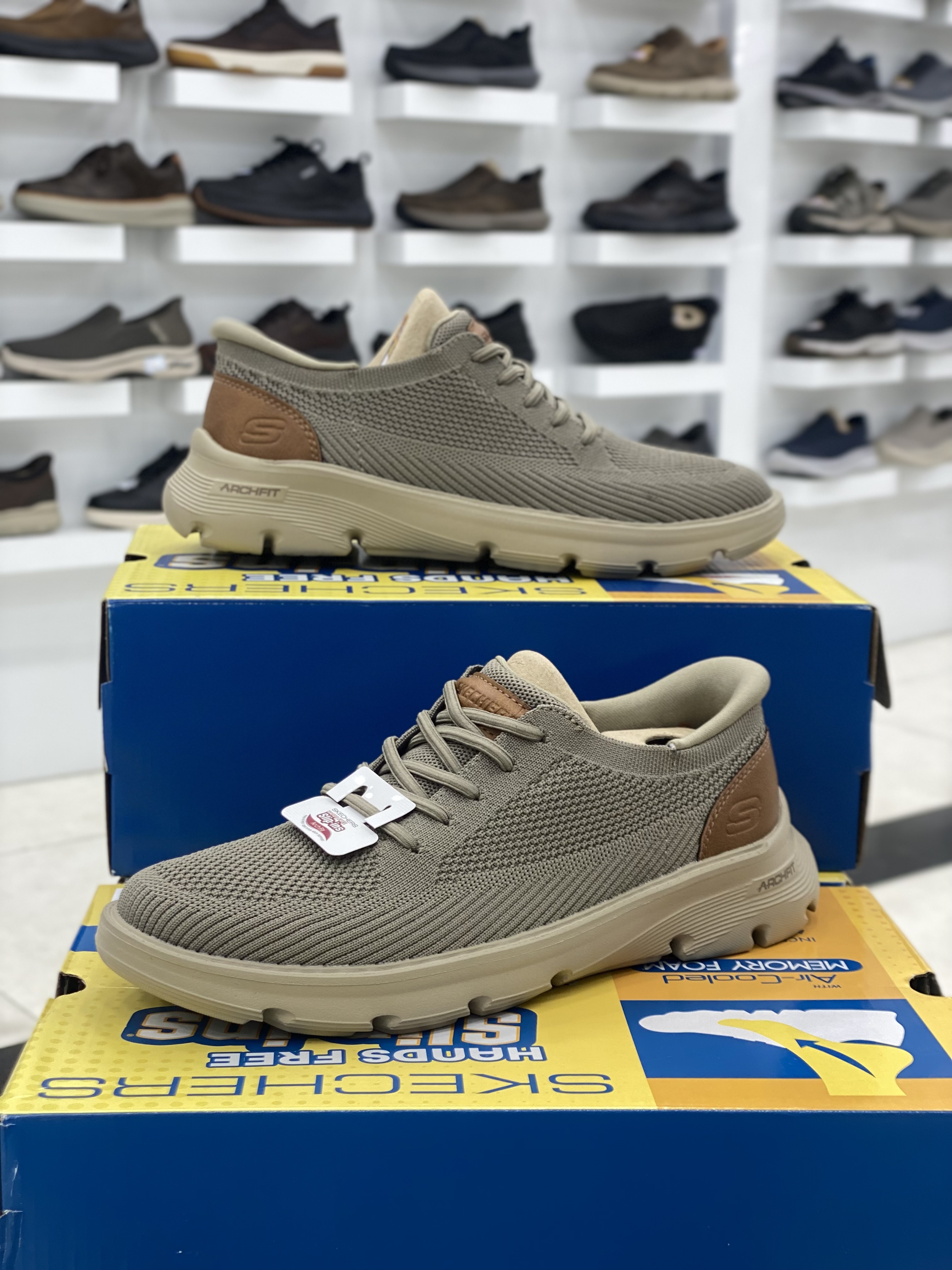 کفش مردانه اسکچرز مدل Skechers205700-KHK